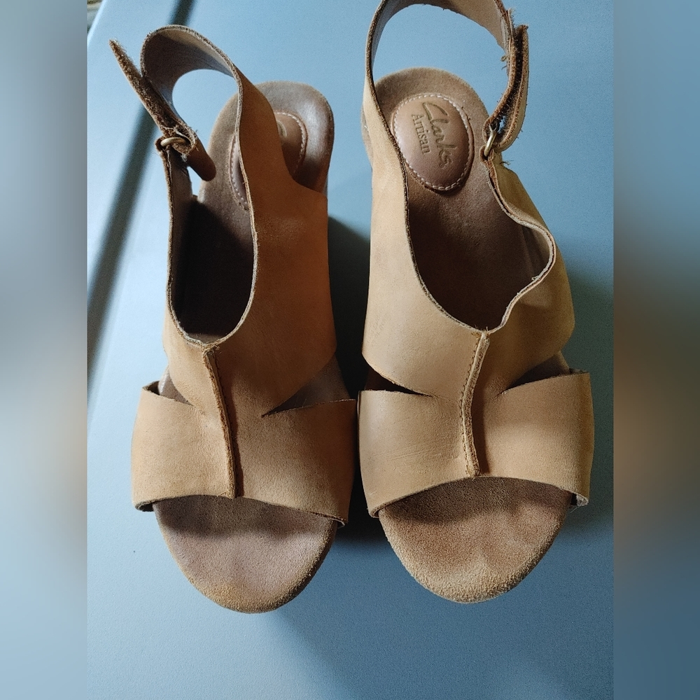 Clarks Artisan Cork Wedge Heels. Tan Leather SZ.6.5